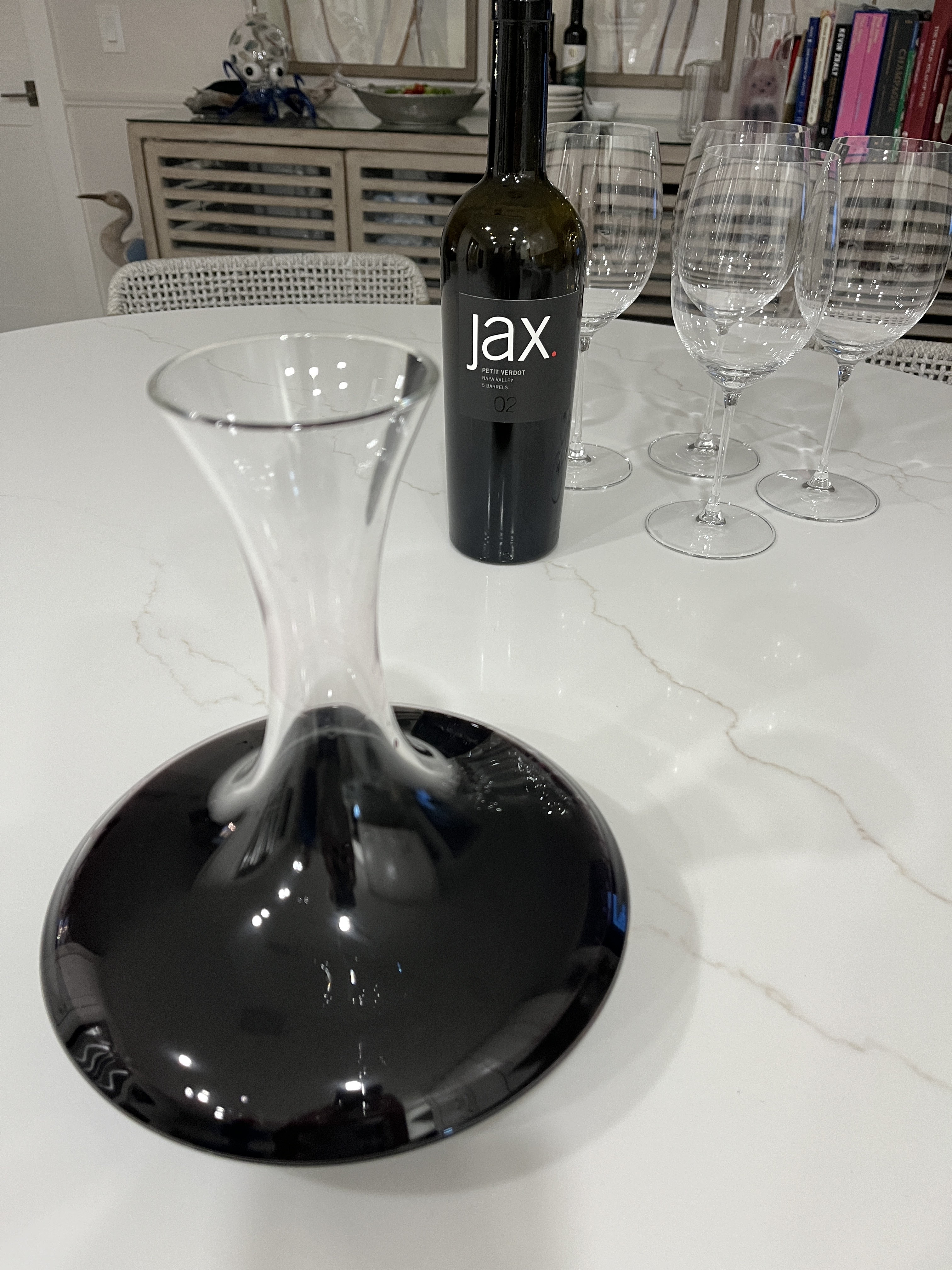 🏝️ Quiet Night at Home with Good Friends and Good Wine